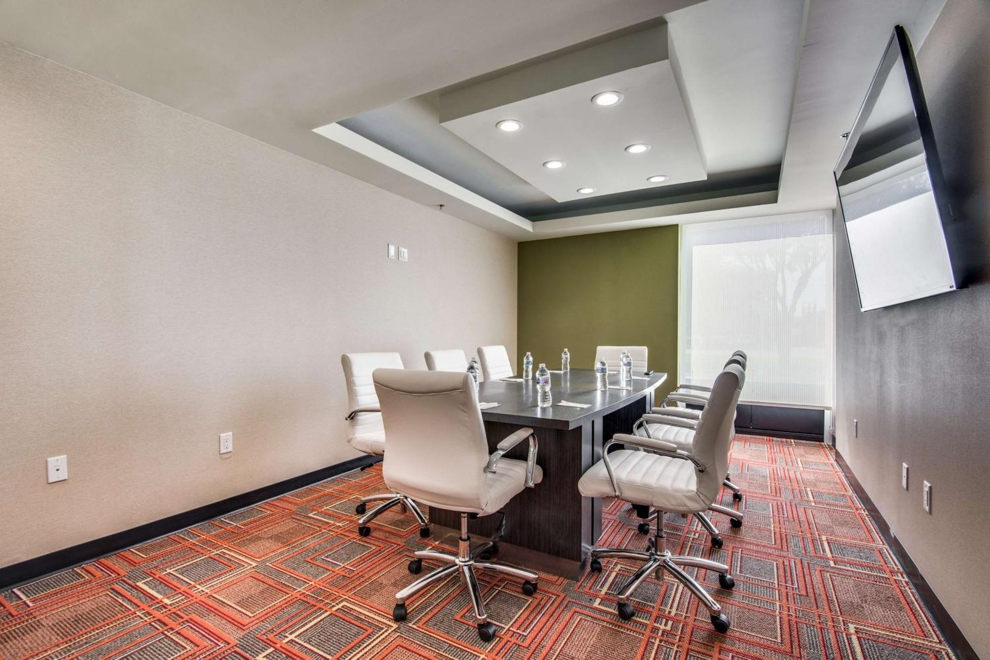 Home2 Suites By Hilton Dfw Airport South Ирвинг Экстерьер фото