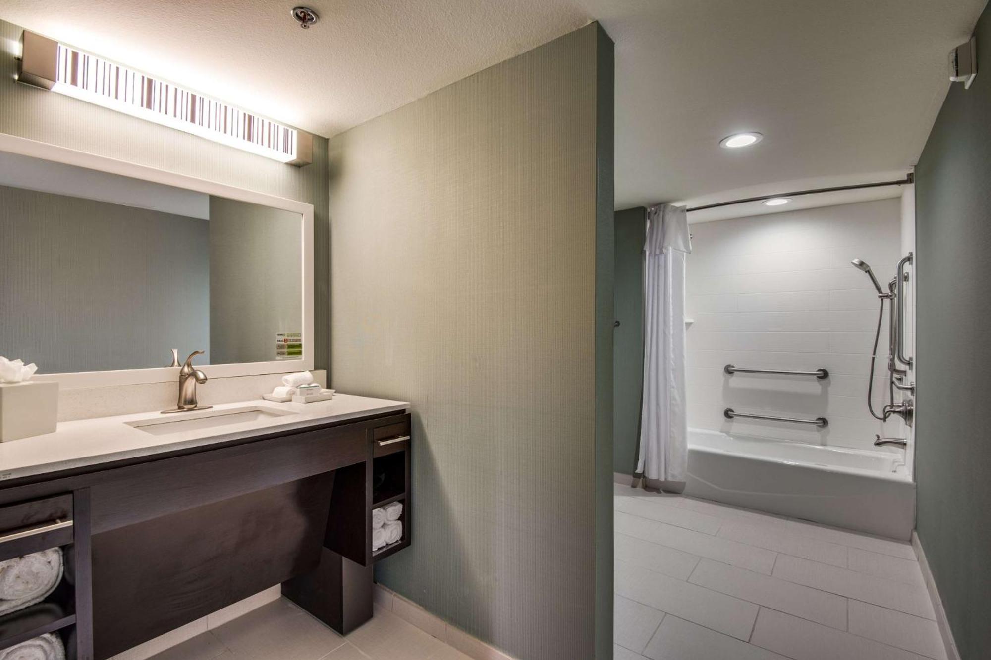 Home2 Suites By Hilton Dfw Airport South Ирвинг Экстерьер фото
