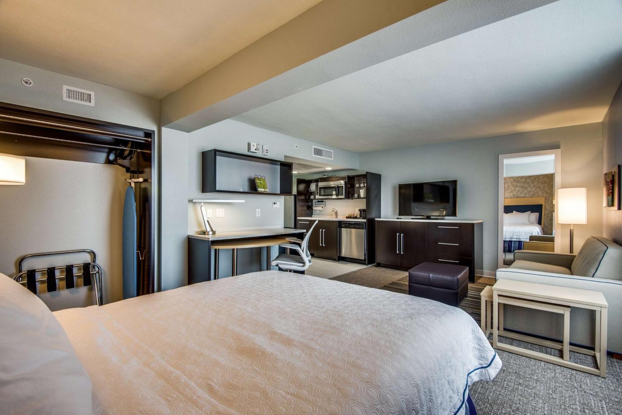 Home2 Suites By Hilton Dfw Airport South Ирвинг Экстерьер фото