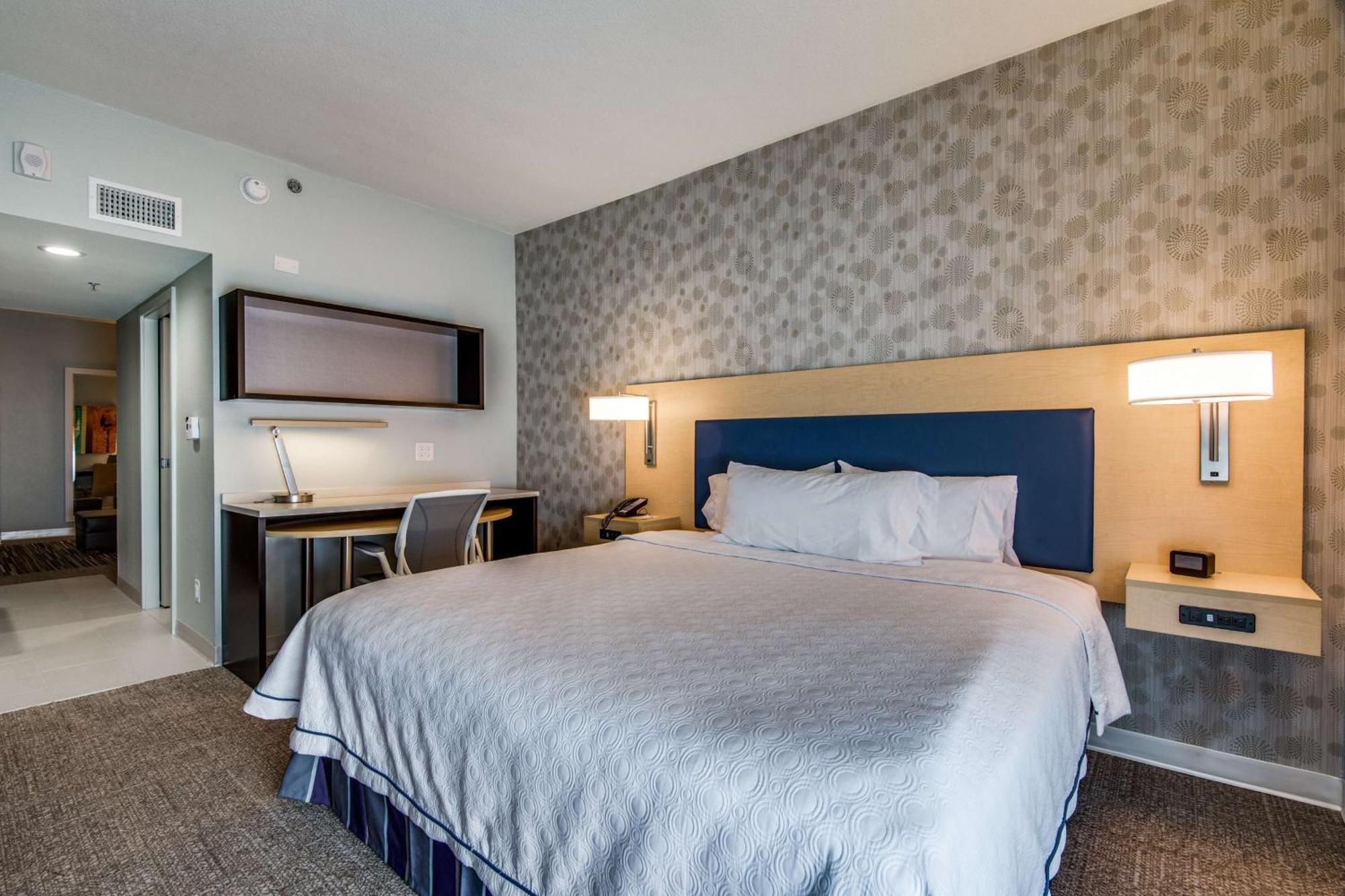 Home2 Suites By Hilton Dfw Airport South Ирвинг Экстерьер фото